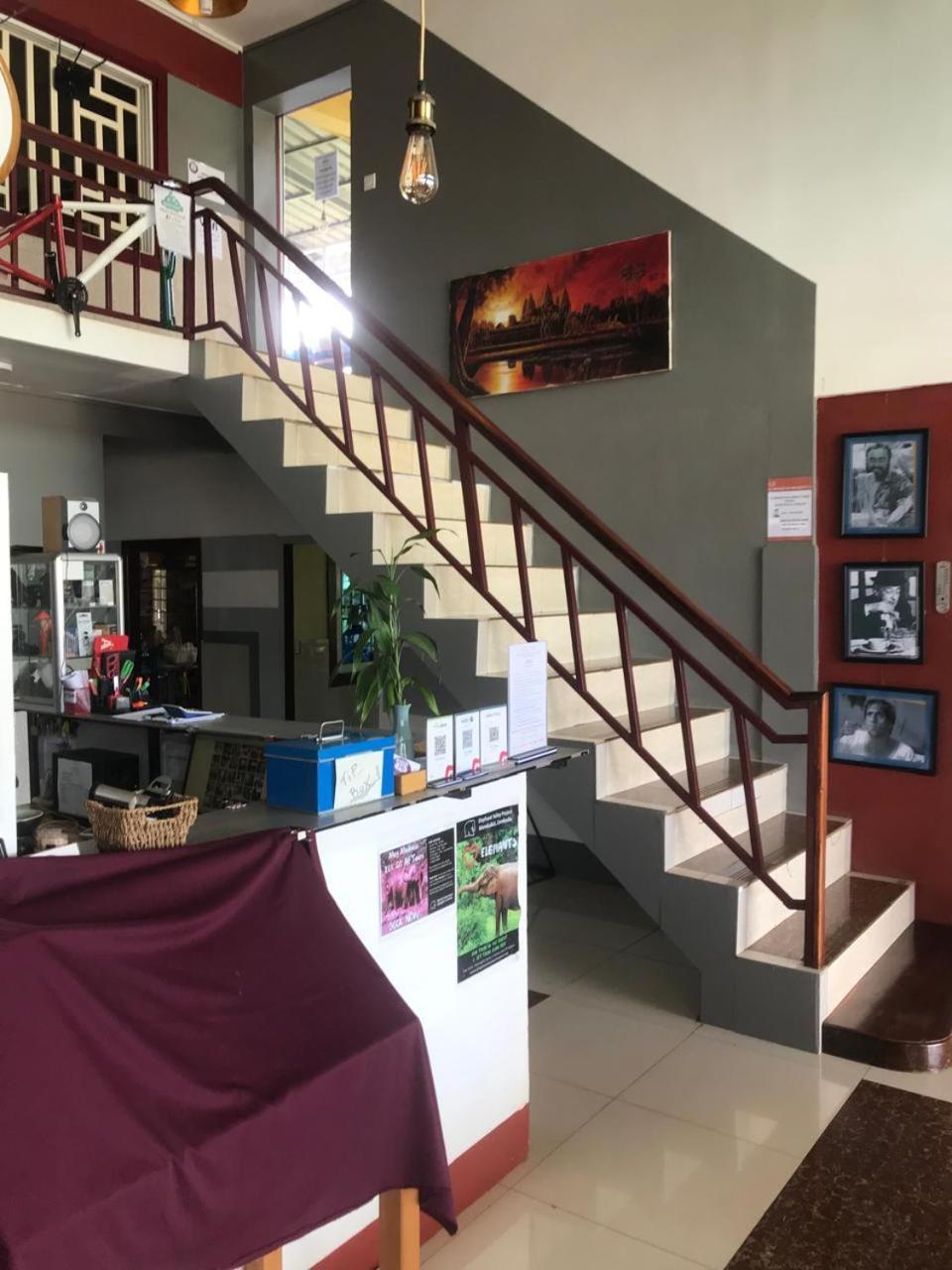 Route 76 Guest House ศรีมโนรม ภายนอก รูปภาพ