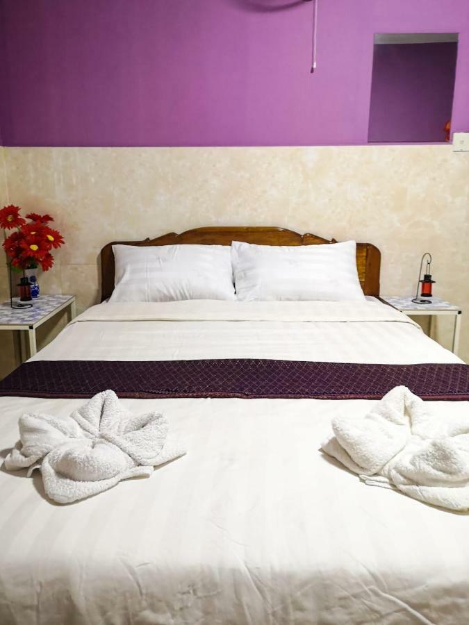 Route 76 Guest House ศรีมโนรม ภายนอก รูปภาพ