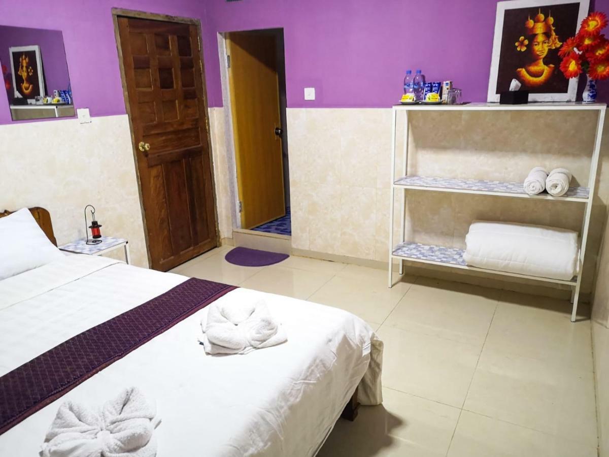 Route 76 Guest House ศรีมโนรม ภายนอก รูปภาพ
