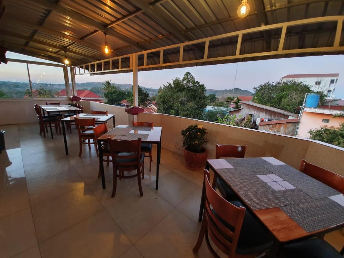 Route 76 Guest House ศรีมโนรม ภายนอก รูปภาพ